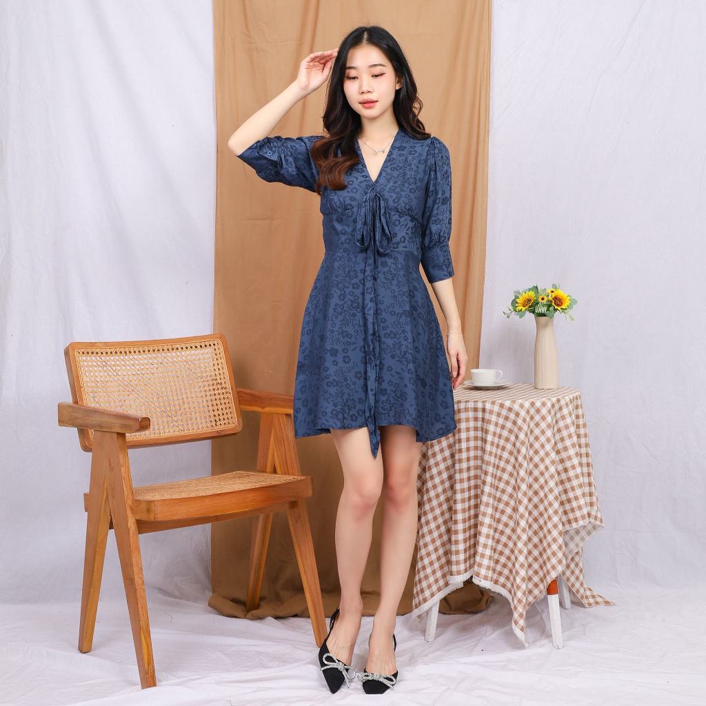AE Piona - V Neck Mini Dress Bunga-Bunga Navy - Image 5