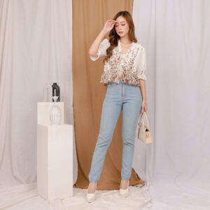 AE Piona - Ruffled Ribbon Blouse Bunga-Bunga